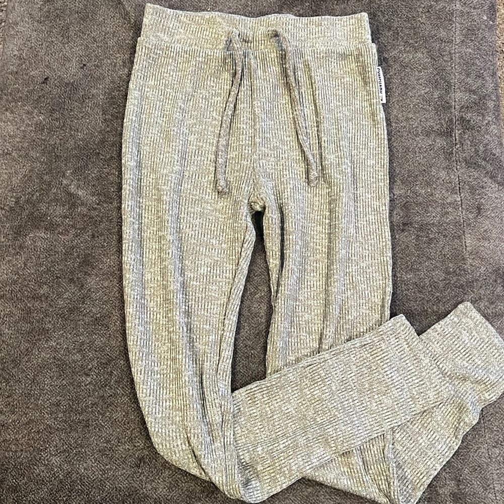 GYMSHARK olive green sweat pants